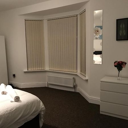 Jo Wordsworth Apartment Kingston upon Hull Bagian luar foto